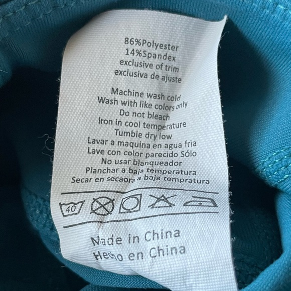 Queenie Ke 22” Yoga Capris Power Flex High Waist teal Legging mesh on calves - Picture 4 of 5